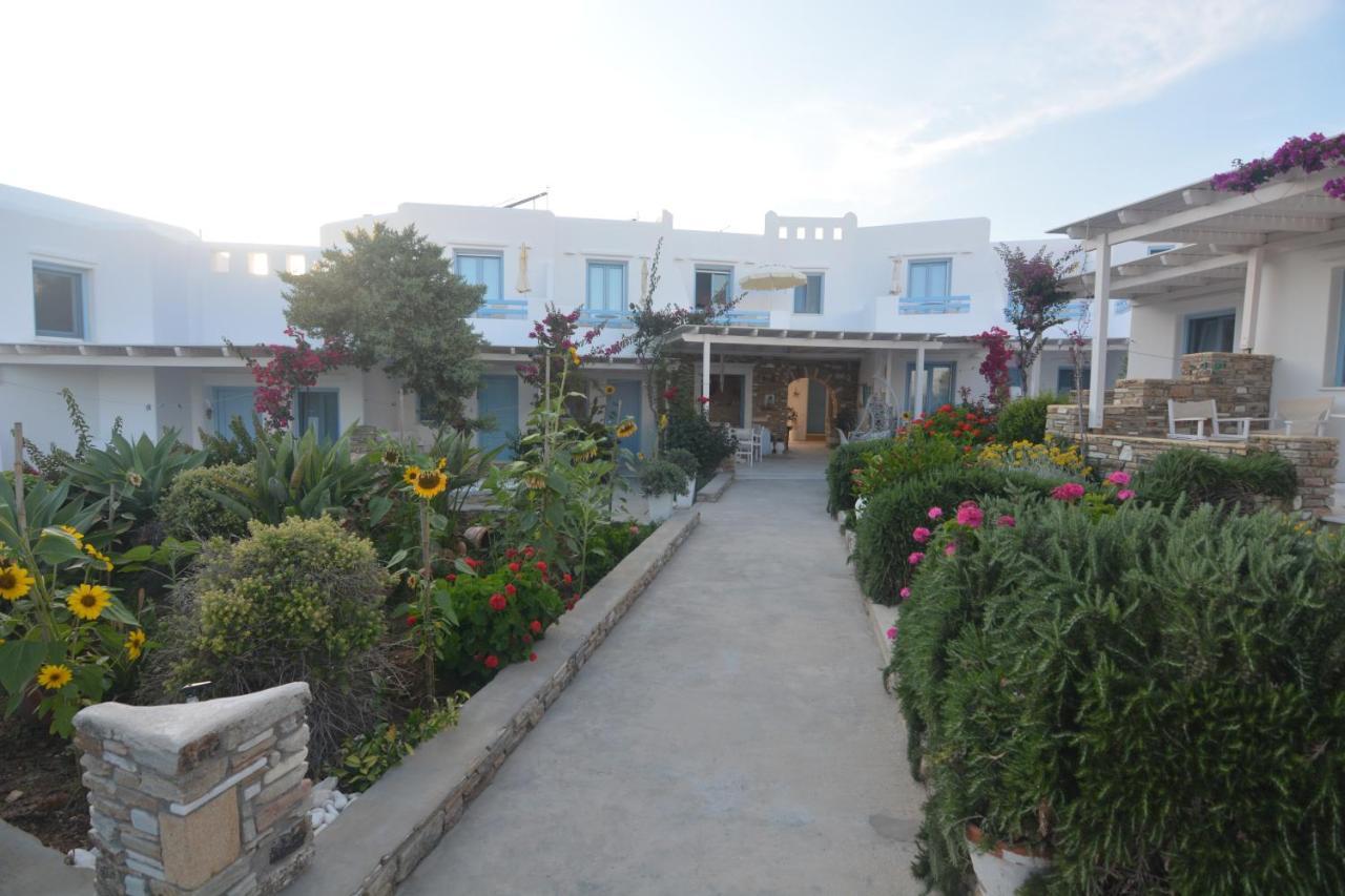 Thalasea - Village Antiparos Town Екстериор снимка